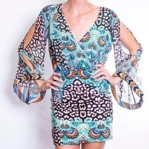 Bebe floral beaded long sleeves cocktail dress front size XS